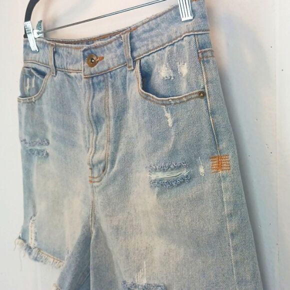 C&V distressed high waist blue denim shorts sz 29 - Picture 2 of 9
